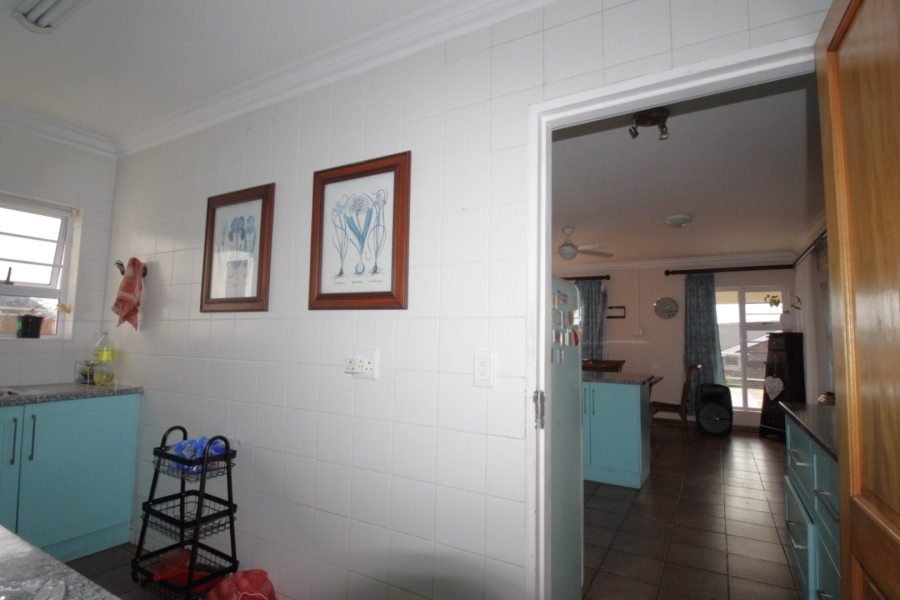 3 Bedroom Property for Sale in Wavecrest Eastern Cape